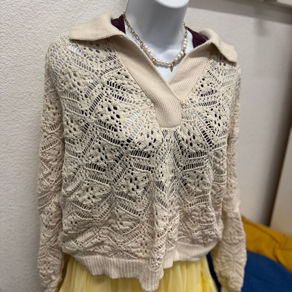 Super cute summer knit shirt